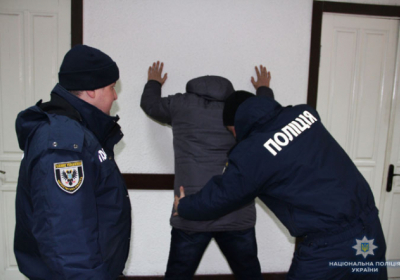 На Черниговщине задержали банду, которая ограбила десятки элитных поместий, - ФОТО