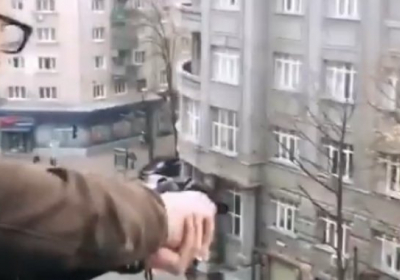 В Харькове парень открыл стрельбу с балкона и выложил видео в Instagram - ВИДЕО