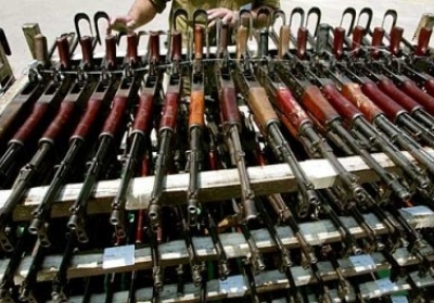 Депутаты просят забрать оружие из стратегических заводов на востоке Украины