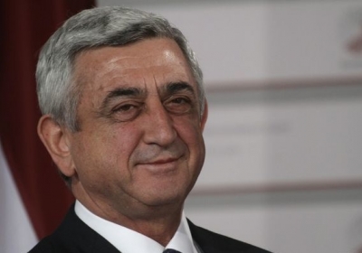 Правительство Армении ушло в отставку, оппозиция требует внеочередные выборы