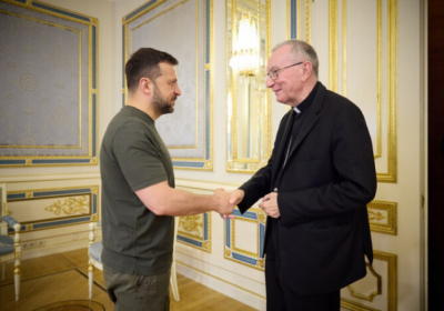 Зеленський зустрівся з держсекретарем Ватикану