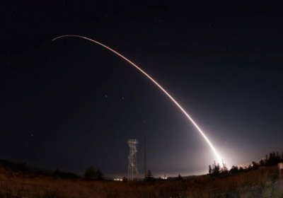 США успешно запустили баллистическую ракету - ВИДЕО