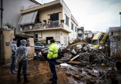 14 людей стали жертвами повені в околицях Афін