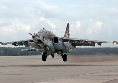 Модернізовані Су-25 на півдні Росії відпрацьовують бомбардування наземних цілей, - відео