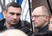 Яценюк: опозиція не називатиме єдиного кандидата до оголошення виборів у Києві