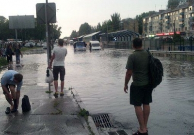 Київ затопило (фото, відео)