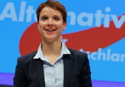На региональных выборах в Германии в парламенты трех земель прошли 