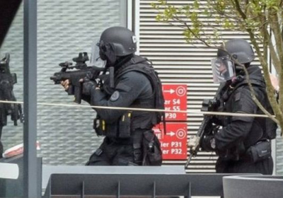 В аэропорту Парижа застрелили напавшего на военный патруль