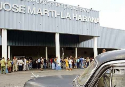 Куба скасувала візи на виїзд громадян за кордон