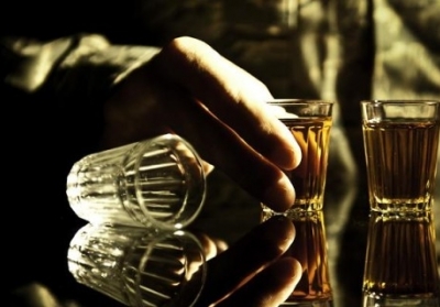 Рада приняла за основу закон о штрафах за пьянство в армии
