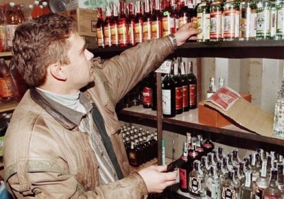 Киевсовет должен отменить запрет на продажу алкоголя ночью, - Антимонопольный комитет