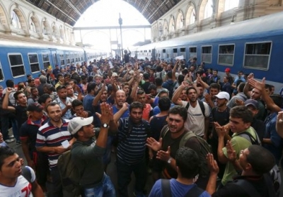 Между Данией и Германией остановлено движение поездов из-за нашествия мигрантов