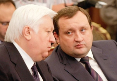 Віктор Пшонка і Сергій Арбузов. Фото: kievvlast.com.ua