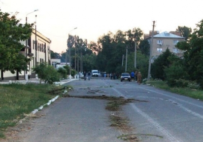 У звільненому Артемівську обстріляли будівлю міськради, - фото
