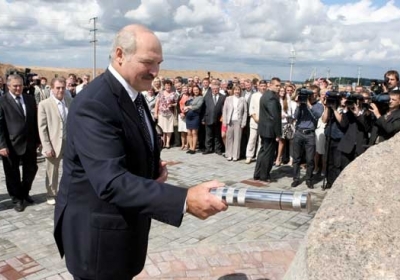 У Білорусі почнуть будувати атомну електростанцію