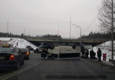 Под Киевом автобус с военными попал в ДТП: есть пострадавшие