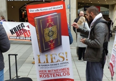 В Австрії закликали заборонити розповсюдження Корану на вулицях