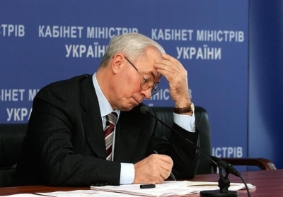Азаров просит разморозить свои счета в Европе, - EUоbserver