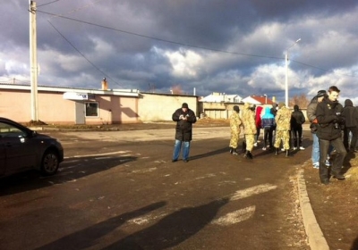 На требование активистов милиция Харькова согласилась организовать работу блокпостов для охраны города, - фото