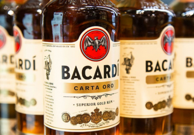 Виробник алкоголю Bacardi, який обіцяв покинути рф, збільшив прибуток у країні втричі