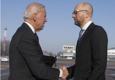 Яценюк після зустрічі з Байденом: Україна завжди цінуватиме допомогу великого віце-президента США