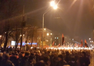 В Киеве задержали подозреваемого в нападении на журналистов Lifenews во время факельного шествия в честь Бандеры