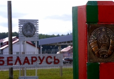 Беларусь будет пускать украинцев только по заграничным паспортам с 2017 года