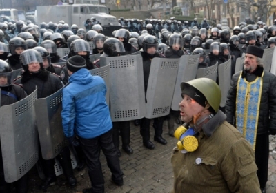 Если сейчас в Киеве режим прибегнет к силовому вмешательству, он упадет, - Бильдт
