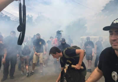 Драка на одесском Фонтане: активисты забросали дымовыми шашками строительство - ВИДЕО