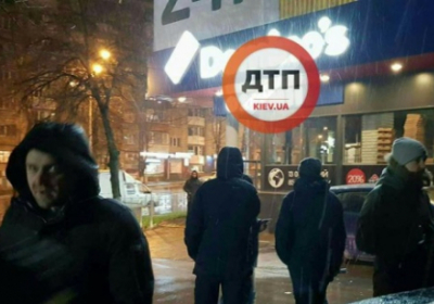 У Києві сталася бійка зі стріляниною: є постраждалі