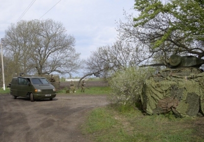 У Запорізькій області на блокпосту невідомі обстріляли міліціонерів, є поранені