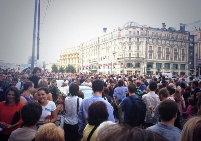 На Манежній площі в Москві затримують прихильників Навального