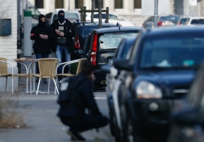 В Брюсселі ймовірні терористи стріляли в поліцейських: є поранені, - ФОТО