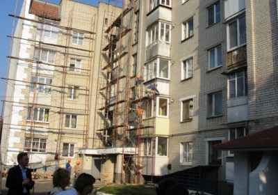 Вибух у багатоповерхівці у Львові. Двоє людей постраждали