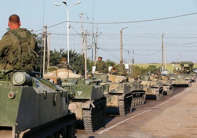 Росія продовжує стягувати війська до кордону з Херсонщиною, - РНБО