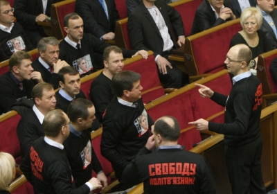 Чому Яценюк не голосував проти обрання Рибака спікером?