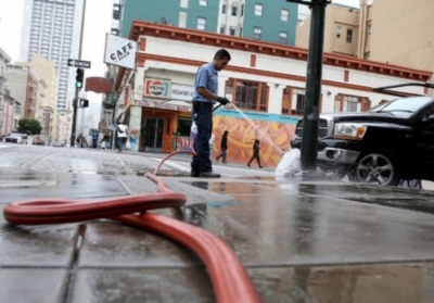 Штат Калифорния начал штрафовать на $500 в день за неэкономное пользование водой