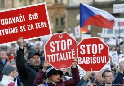 Тисячі чехів вийшли на антиурядовий протест
