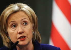 Клінтон визнала себе винною в загибелі американського посла в Бенгазі