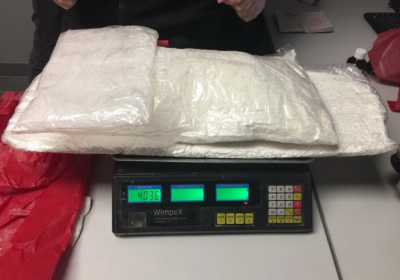 В Одеському міжнародному аеропорту вилучили 4 кілограми кокаїну 
