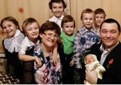 У Росії закрили справу про держзраду проти багатодітної матері 