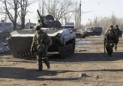 Боевики возобновили железнодорожный узел в Дебальцево и перевозят оружие, - Лысенко