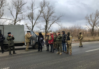 Україна забрала 13 в'язнів, які відбували покарання на окупованій частині ОРДЛО
