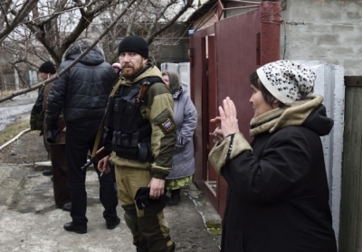 Жители Горловки штурмовали здание РГА с боевиками, - журналист