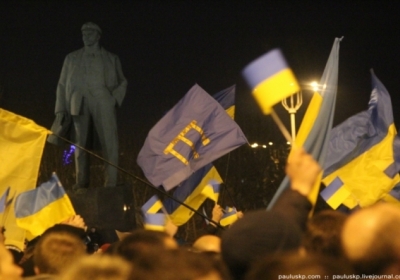 Донецьк повстав проти окупантів і сепаратистів (фото, відео)