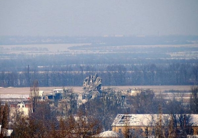 РНБО повідомляє про часткове пошкодження вежі в аеропорту Донецька, - фото