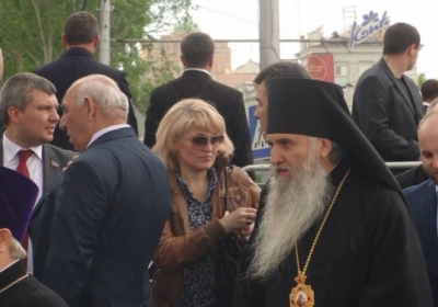Викарий Донецкой епархии УПЦ МП вместе с сепаратистами 