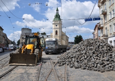 Львів вже два роки чекає від уряду 154 млн грн за відремонтовані дороги