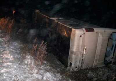 В Тернопольской области перевернулся автобус: 5 паломников пострадали