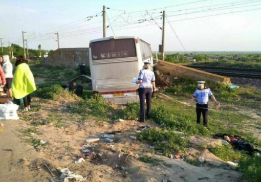 У Румунії автобус з українськими туристами потрапив у ДТП: є постраждалі
